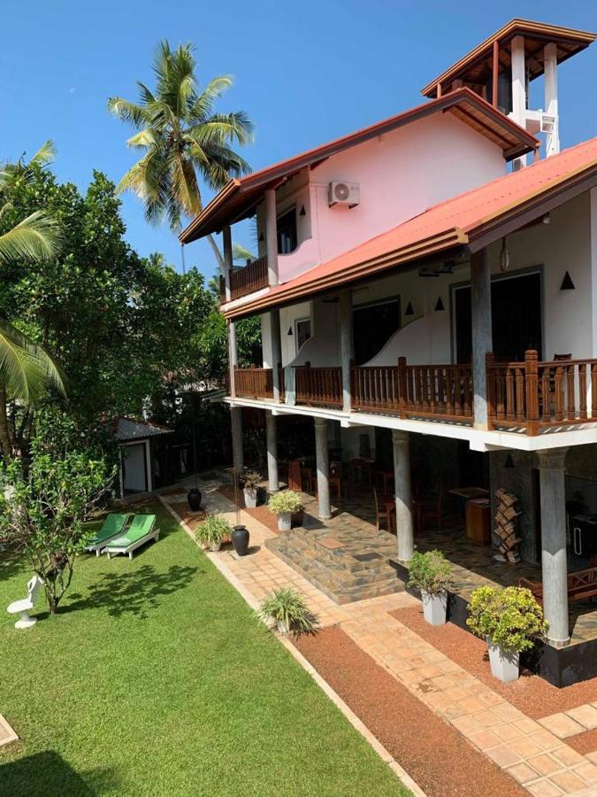 بينتوتا Canal Villa المظهر الخارجي الصورة