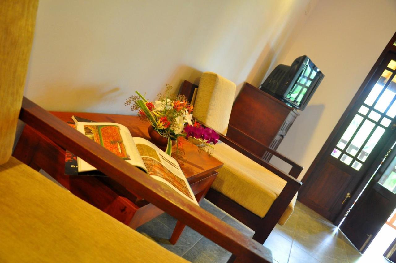 بينتوتا Canal Villa المظهر الخارجي الصورة