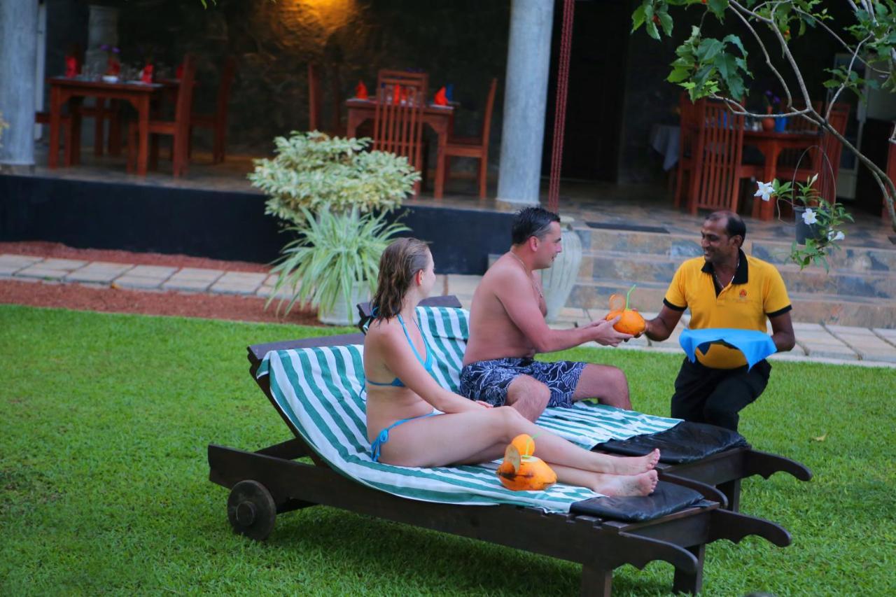 بينتوتا Canal Villa المظهر الخارجي الصورة