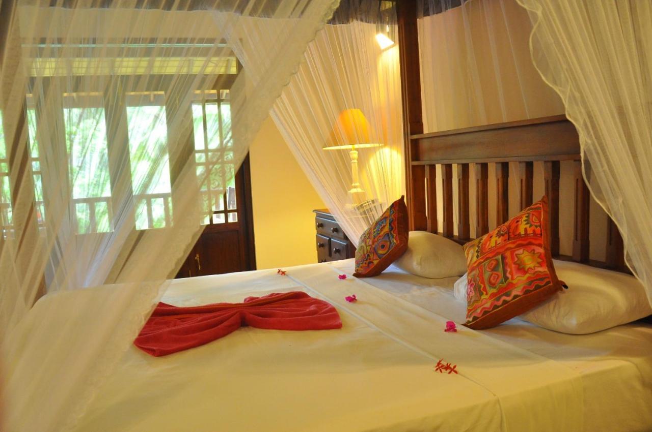 بينتوتا Canal Villa المظهر الخارجي الصورة